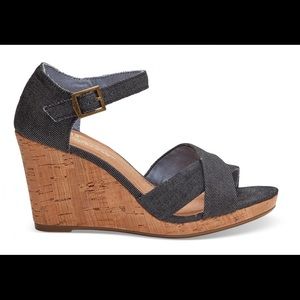 TOMS wedges